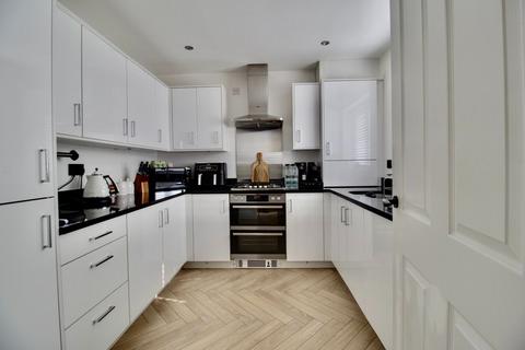 undefined, Leaf Hill Drive, Romford RM3