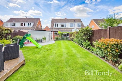 23 Pass Avenue, Lichfield, WS14 9NJ