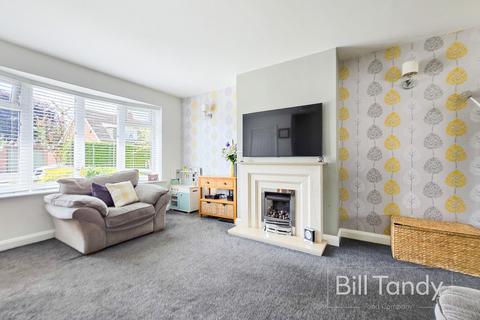 23 Pass Avenue, Lichfield, WS14 9NJ