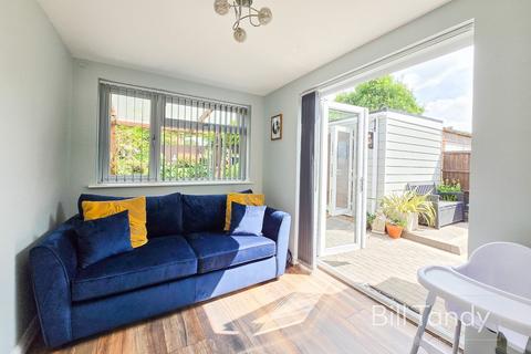 23 Pass Avenue, Lichfield, WS14 9NJ
