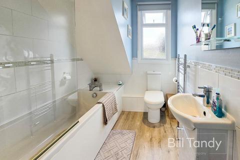 23 Pass Avenue, Lichfield, WS14 9NJ