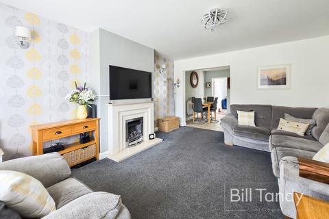 23 Pass Avenue, Lichfield, WS14 9NJ