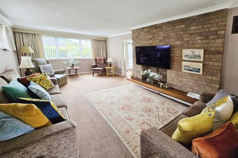 3 bedroom detached house for sale, Kendal Drive, Beeston, NG9 3AW