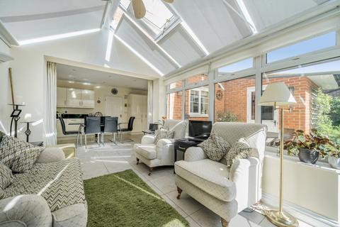 4 bedroom semi-detached house for sale, Parkside Road, Reading, Berkshire