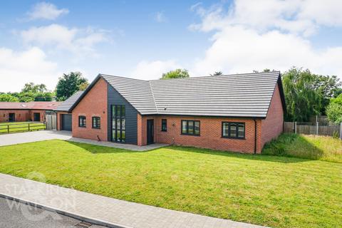 4 bedroom detached bungalow for sale, Back Lane, Rollesby, Great Yarmouth