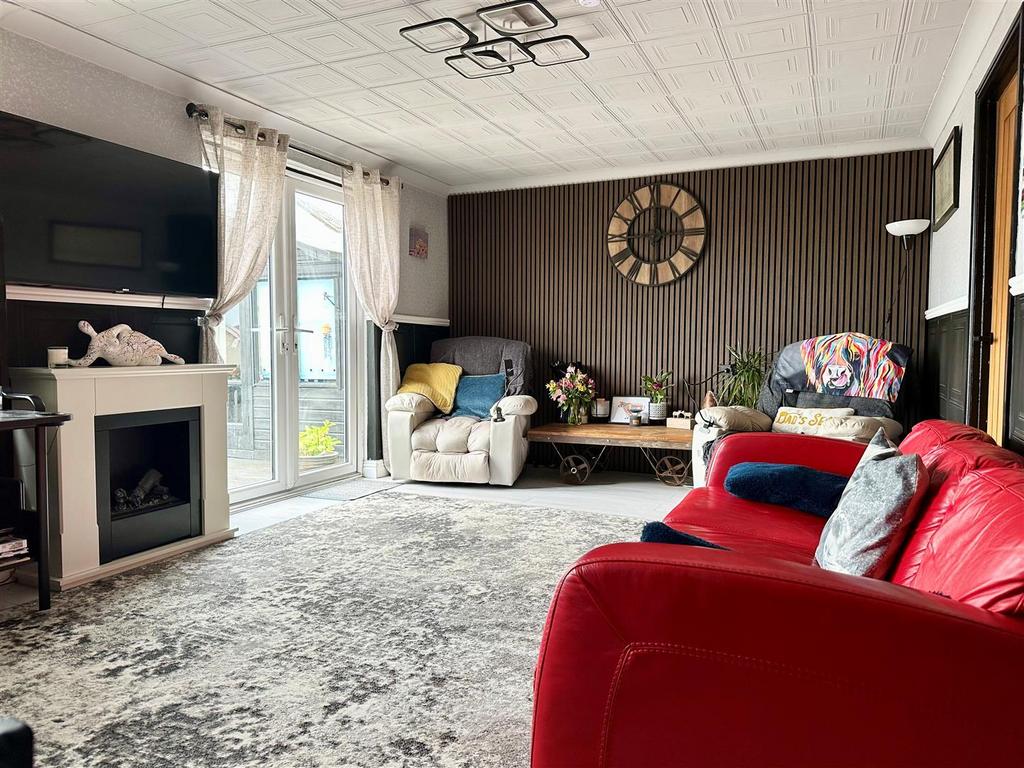 Living Room.jpg