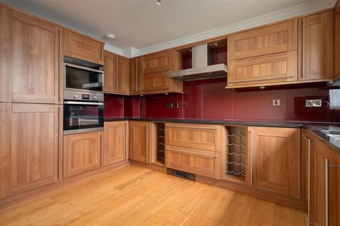 3 Jedburgh Place, PH1 1SJ