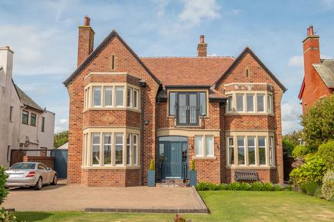 4 bedroom detached house for sale, Inner Promenade, Fairhaven, FY8