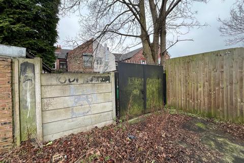 Retail property (high street) to rent, 155 Fog Ln Manchester M20 6FJ