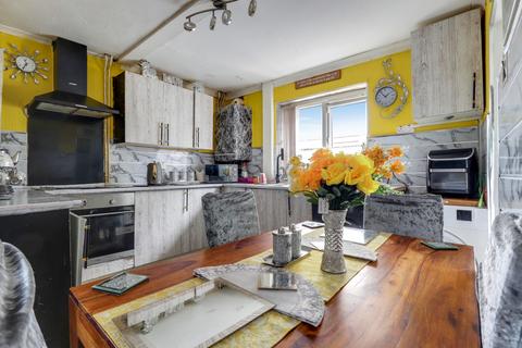 3 bedroom semi-detached house for sale, Coronation Avenue, Grimethorpe, Barnsley, South Yorkshire, S72