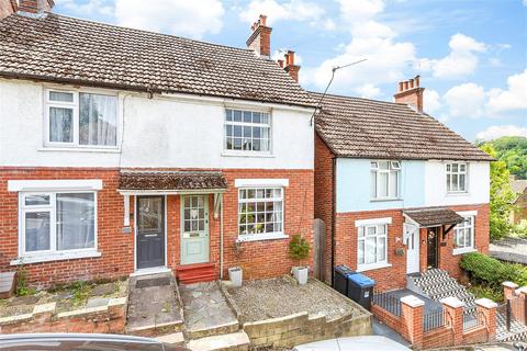 32 Beechwood Gardens, Caterham, CR3 6NH