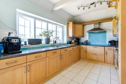 5 bedroom detached house for sale, Gammons Farm Lane, Newchurch, Romney Marsh, Kent, TN29