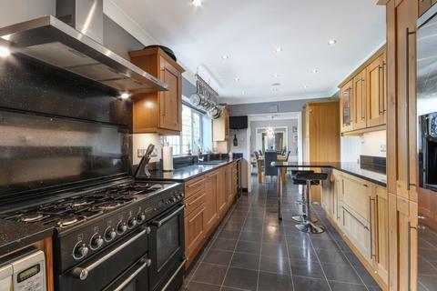 32 Billings Hill Shaw, Hartley, Longfield, DA3 8EU