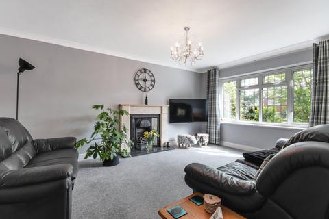 32 Billings Hill Shaw, Hartley, Longfield, DA3 8EU
