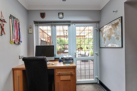 32 Billings Hill Shaw, Hartley, Longfield, DA3 8EU