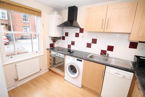 2 bedroom terraced house to rent, York Street, Birmingham, B17