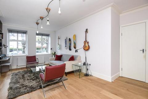 undefined, North End Road,  Golders Green,  NW11