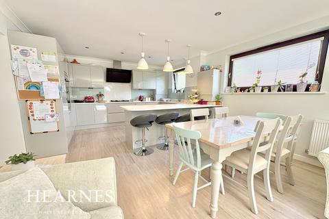 3 bedroom apartment for sale, 38, Western Road, Branksome Park , Poole, BH13