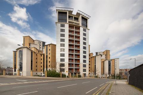 2 bedroom apartment to rent, Baltic Quay, Mill Road, Gateshead