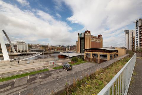 2 bedroom apartment to rent, Baltic Quay, Mill Road, Gateshead