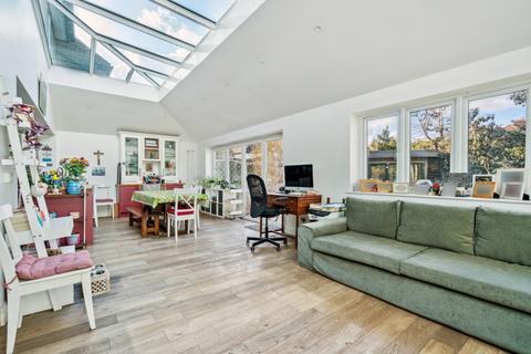 undefined, Gippeswyck Close,Pinner, Ha5