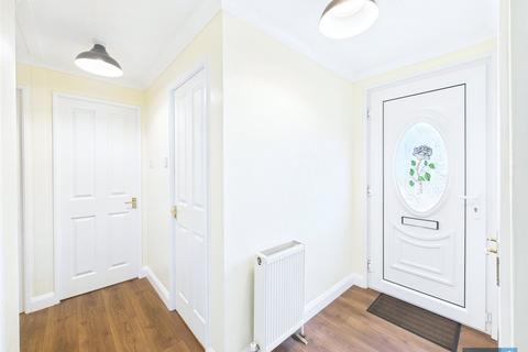 undefined, Plumtree Park, Bircotes, Doncaster, Nottinghamshire, DN11