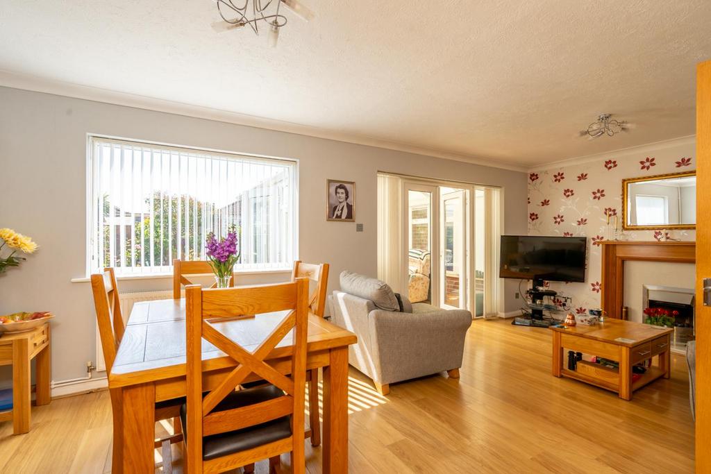 Sitting Room 2.jpg