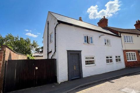 undefined, Silver Street, Newport Pagnell
