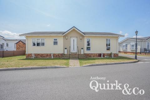 undefined, Maplewood, Canvey Island, SS8