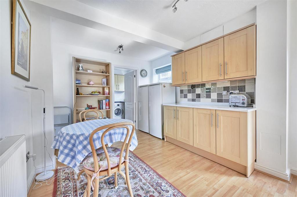 KItchen/Breakfast Room