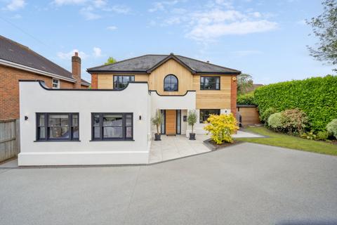5 bedroom detached house for sale, St Leonards Road, Amersham, Buckinghamshire, HP6