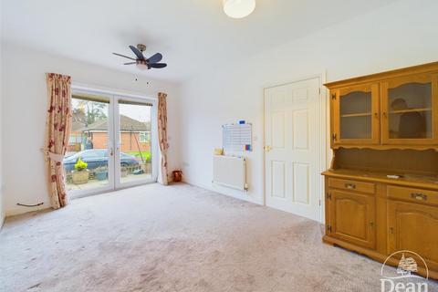 undefined, Kings Meade, Coleford