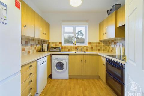 undefined, Kings Meade, Coleford