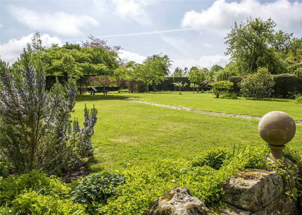 Level Lawns