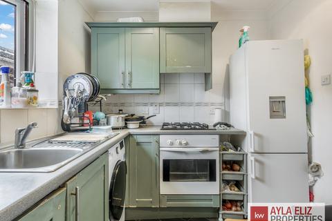1 bedroom flat for sale, St. Pauls Way, London, E3
