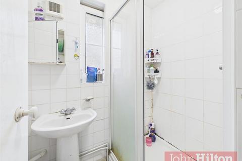 5 bedroom semi-detached house to rent, The Highway, Brighton