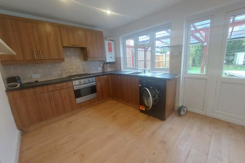 undefined, Chadwell Heath, Essex, RM6