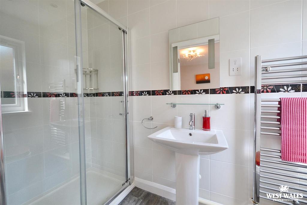 Ensuite Shower Room