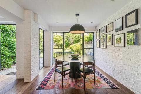 28 Kensington Park Road, London, W11 3BU