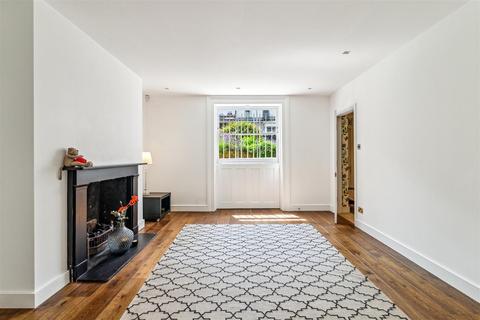 28 Kensington Park Road, London, W11 3BU