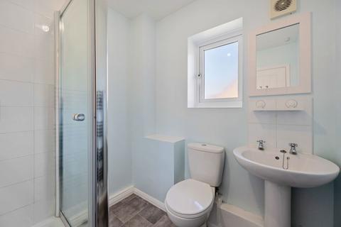 3 Ladybower Close, Kettering, NN16 8LU
