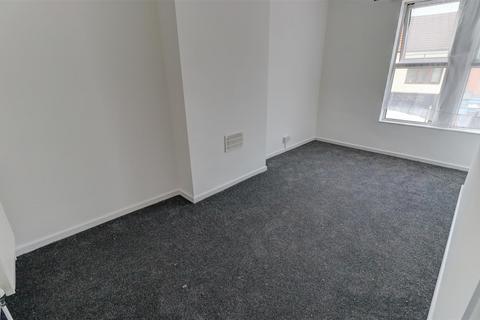 3 bedroom terraced house to rent, Bede Street, Leicester LE3