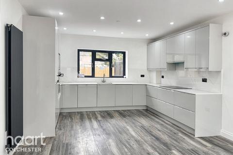 3 bedroom bungalow for sale, Berechruch Road, Colchester
