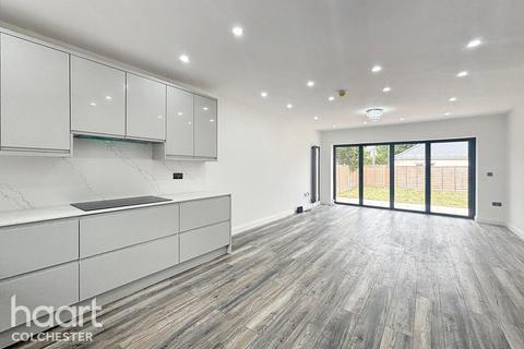 3 bedroom bungalow for sale, Berechruch Road, Colchester
