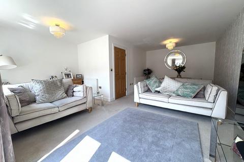 4 bedroom townhouse for sale, Rowan Court, Bolton, BL1