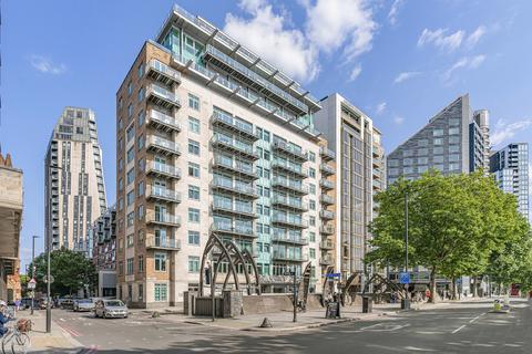 Albert Embankment, Vauxhall, SE1