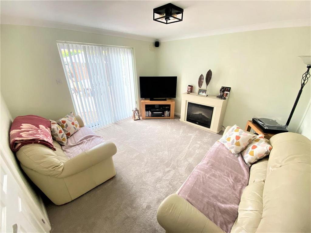Bedroom 4/Sitting