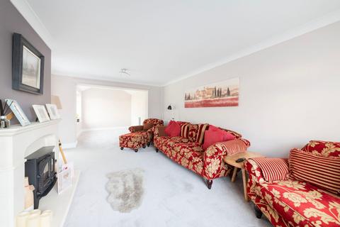 85 Howard Cornish Road, Marcham, Abingdon, OX13 6PU
