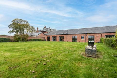 4 bedroom semi-detached house to rent, Bradley Lane, Burtonwood, WA5