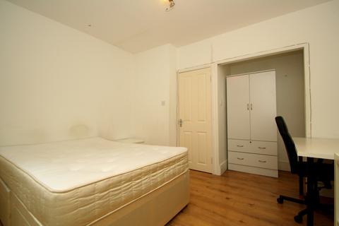 undefined, Archway Road, Highgate, N6